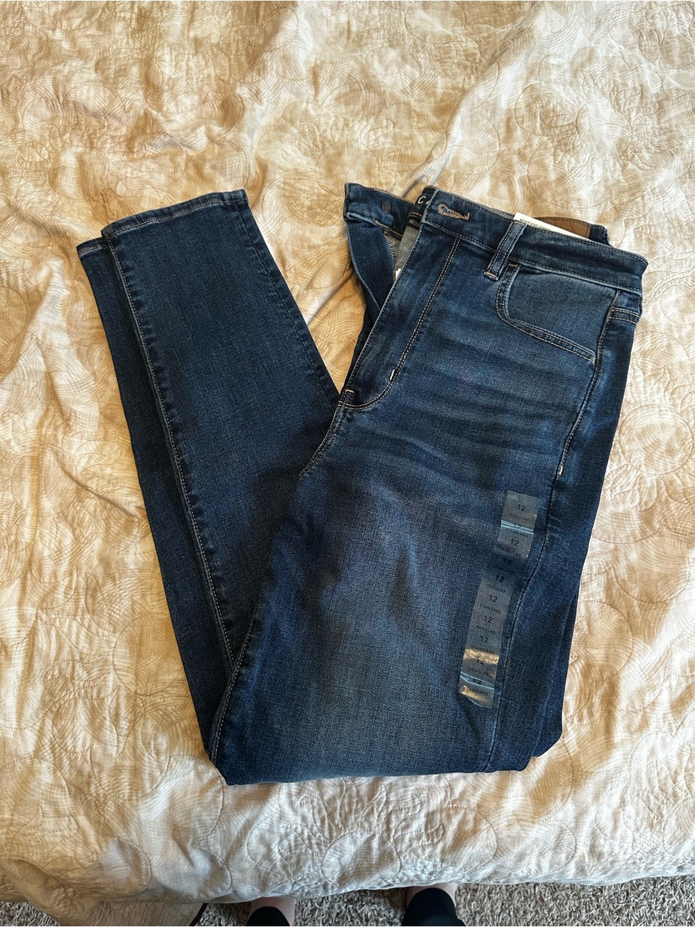 NWT American Eagle Outfitters Highest Rise Jegging